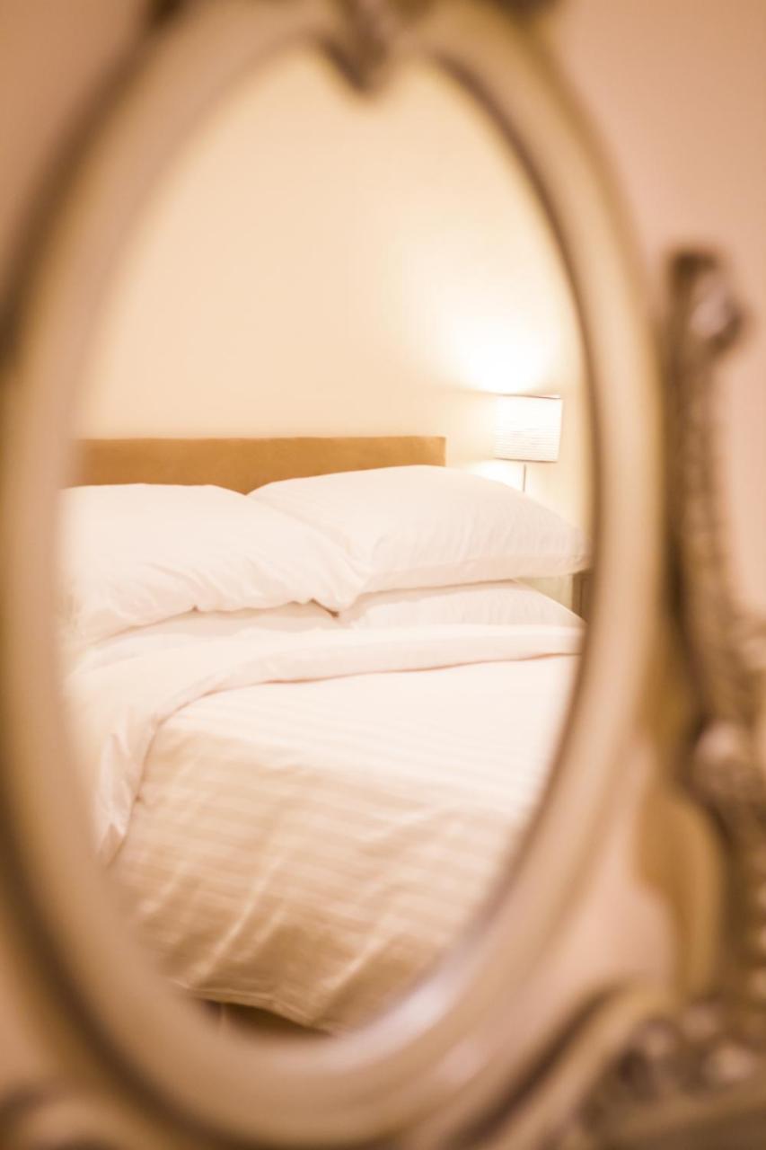 Fair Oak House Exeter Airport Hotel Clyst Saint Mary ภายนอก รูปภาพ