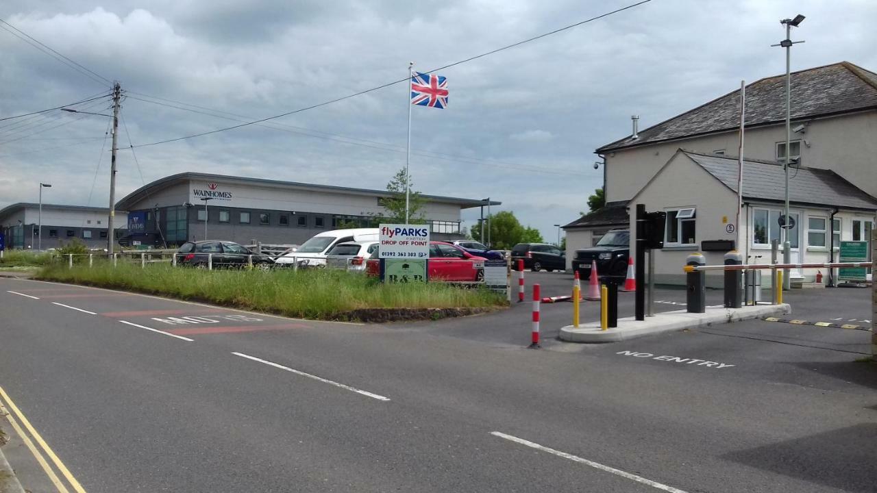 Fair Oak House Exeter Airport Hotel Clyst Saint Mary ภายนอก รูปภาพ